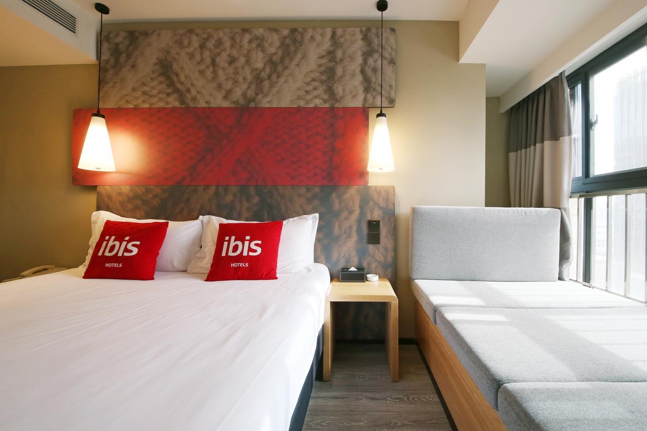 Ibis Xi'An North Train Station Executive Center Hotel Exterior photo